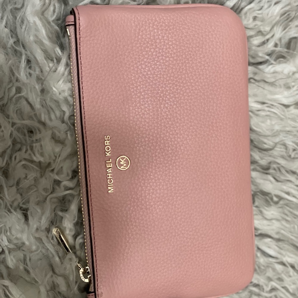 Brand new Michael Kors wristlet